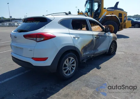2017 Hyundai Tucson Se из США, поврежденный, VIN KM8J3CA42HU398357